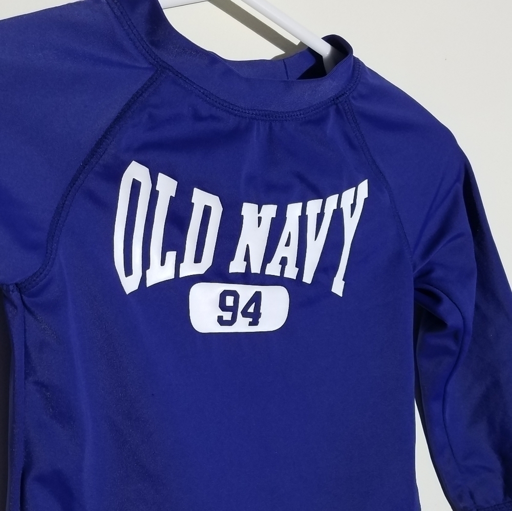 Old Navy Rash Guard 6-12m - Picture 2 of 4